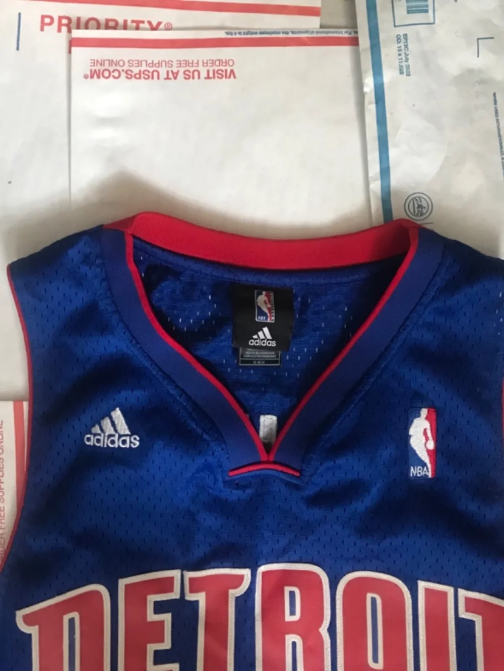 Men’s Rare Vintage Tayshaun Prince Adidas Detroit Pistons Jersey Size Medium
